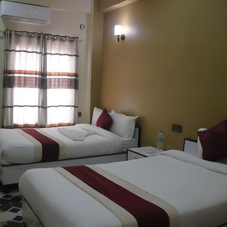 Hotel Flycatcher Chitwan- A Jungle Safari Home سوراها المظهر الخارجي الصورة
